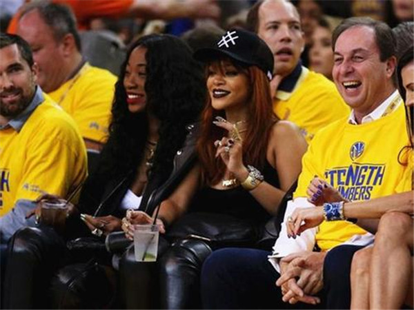 �ٹ���ɹ����ף��ղķ˹��� �ٹ����ж�ϲ��ղķ˹��һ�����