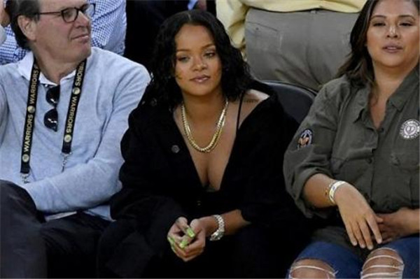 �ٹ���ɹ����ף��ղķ˹��� �ٹ����ж�ϲ��ղķ˹��һ�����