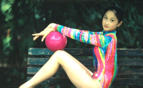 沈佳妮陈思诚分手原因 朱亚文怎么看上沈佳妮长得丑配不上朱亚文