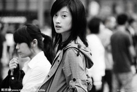 沈佳妮陈思诚分手原因 朱亚文怎么看上沈佳妮长得丑配不上朱亚文