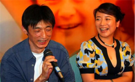 ��С���м��λ�����һ���Ϲ���˭ ��С�ճ���С������˭��Ƭ