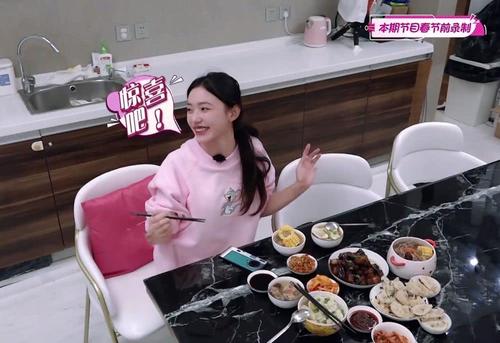 ����½�����ʱ�������һ�� ����½������ʲô��ϵ����Ů������˭