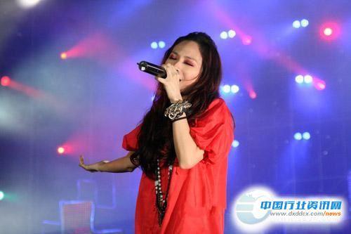 �ɶ��ֶ�ղ�����Ľ�������� ղ����������ô���˺�½��Ϊ�η���