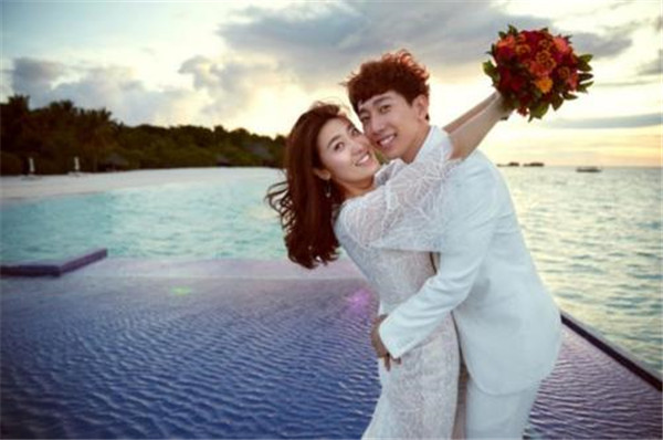 �������������һ�����˽������ �������ʵ������з���8��