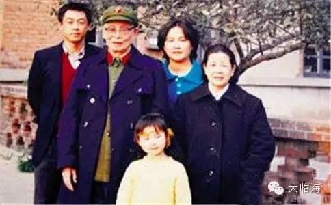 ��Ա����ʲô������ͥ����Ǹ�������үү��˭ ������������ع�