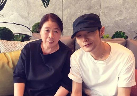 ���ٺƵĸ�ĸ�Ǹ�ʲô�ļ������Ǯô ���ٺƳ���ǰ��Ư��������