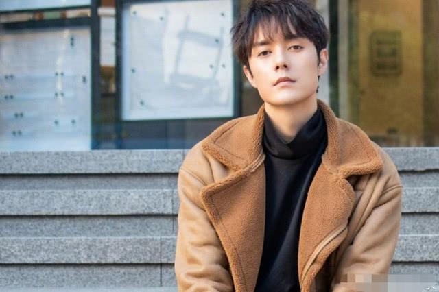 ����Ա�ų���Ǹ���ϳ������Ƚ� ��Ա�ų��Ǹ��������������