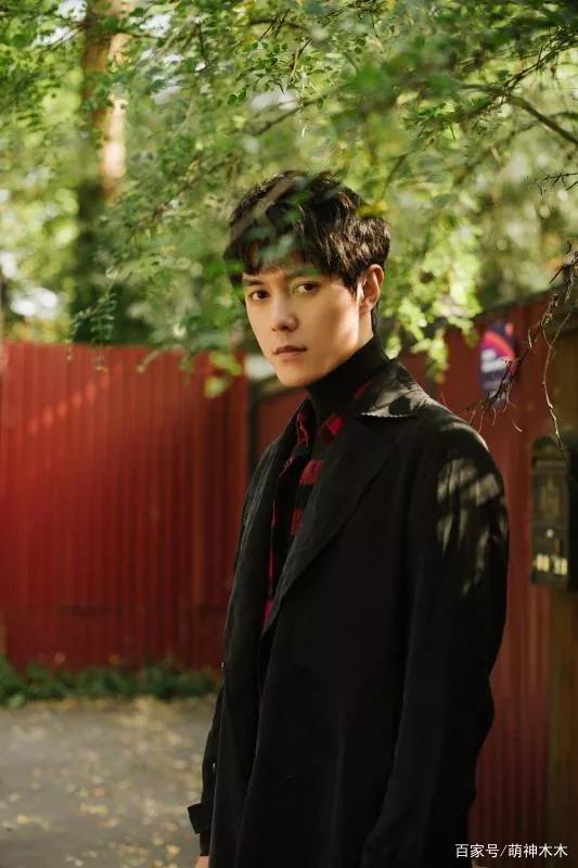 ����Ա�ų���Ǹ���ϳ������Ƚ� ��Ա�ų��Ǹ��������������