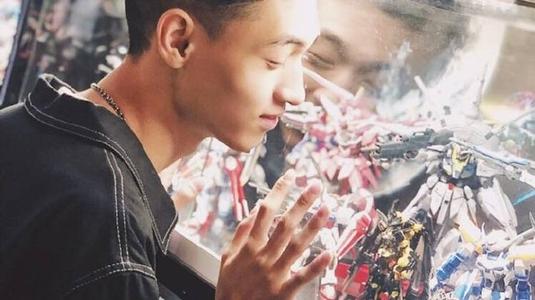 �������м���Ů���Ѻ�������ʲô��ϵ ������Ϊʲô�뿪�˶�