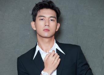 ���ָ������ϼ�鸻�����Ҿ��ع� ����Ů���ѽ�ɶ����ʷ����