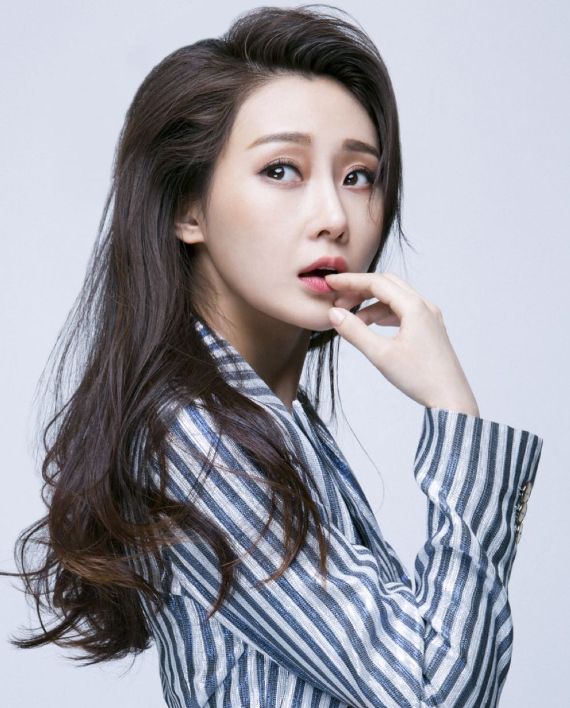 �������������Ϲ���˭�ͳ�����ʵ��ϵ���� �����ǳ�����Ů��