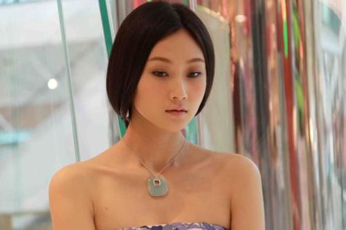 �������������Ϲ���˭�ͳ�����ʵ��ϵ���� �����ǳ�����Ů��