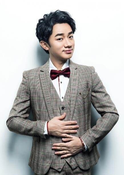 李亚男父母干什么的有钱吗家庭背景 李亚男为什么嫁给王祖蓝原因