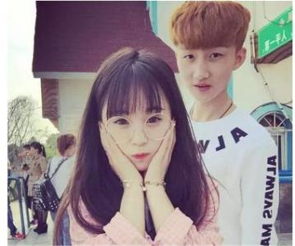 ������У��Ϊʲô����������ô���� ������̸�����������Ѷ���˭