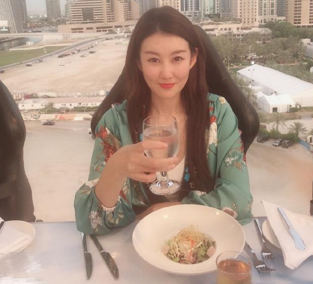 冯清为什么选择王宝强 冯清个人资料结过婚吗前任老公是谁