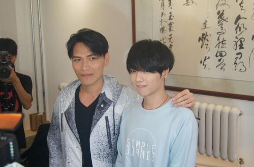 ����γ΢�����̻������Ừ����ȡ�� ����γ������΢���¼�ʼĩ