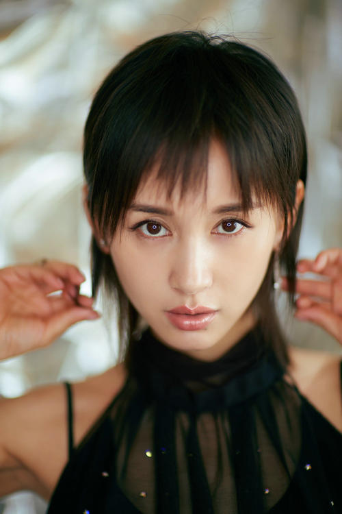 ����������˽����ʵ��ϵ���ع� ���������߶�����ʵ�������