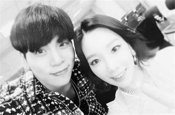 ������Ͱְ���ô�˹�ϵ������ shinee������Ʒ��������ծ�����