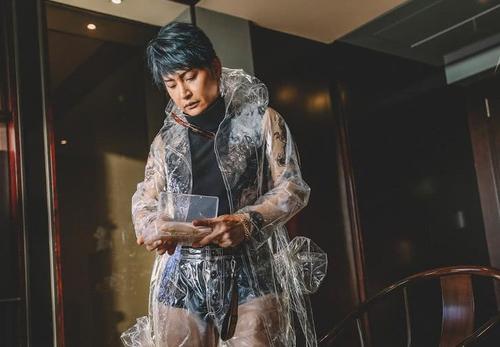 陈志朋为什么变成这样 雷人造型是被迫的被公司神秘组织控制威胁