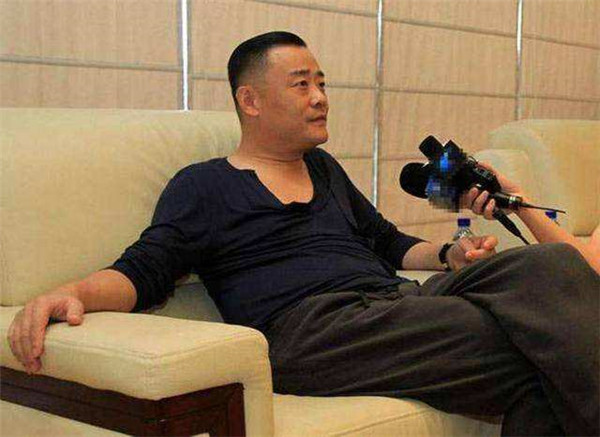 ��ˬ��ʲô�� ��ˬ��������֮�䵽����ʲô��ϵ