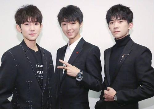 tf boy�ͷ��к���������ʲô�� �ͷ��к���˭�����Ϊʲô������