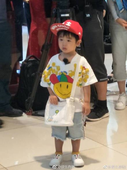 ��Ů��Ӣ������ʲô���Ϲ��־�ס���� ����С�Ŷ��������������