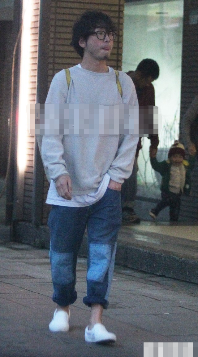 ���⺭������ʲô��ϵ��ô��ʶ�������� ��������˭���ϱ�����Ƭ