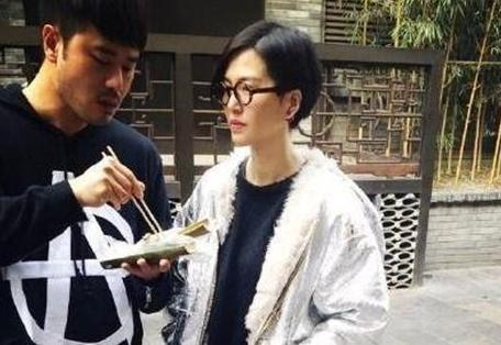 ̷άά������λ���ǰ�����ǰ���Ϲ���˭ �����ΪʲôȢ̷άά