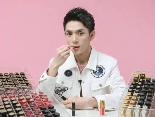 ��������������������� �����ΪʲôͻȻ������ô���