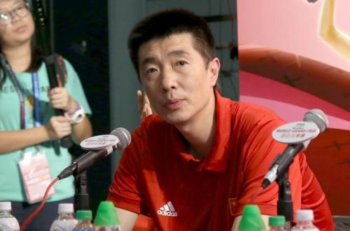 安家杰是谁的儿子家庭情况介绍 安家杰和丁霞的关系老婆周婷图片