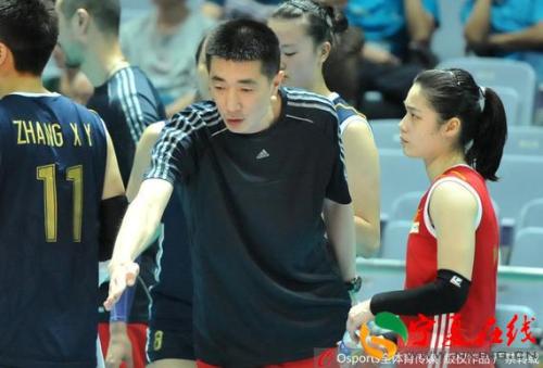 安家杰是谁的儿子家庭情况介绍 安家杰和丁霞的关系老婆周婷图片