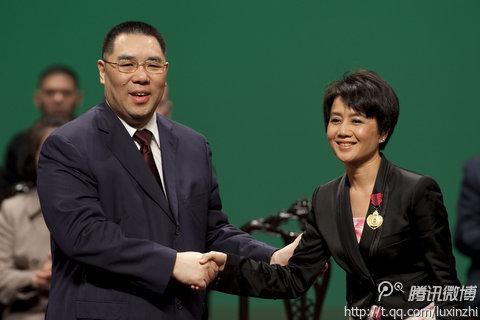 ������̫����������˹��ݸ�ĸ���� ������������Ƭ�����������