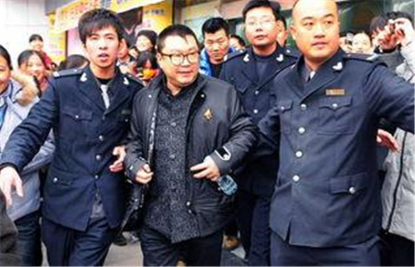 尹相杰老婆是谁叫什么有孩子吗 于文华害尹相杰找不到老婆咋回事