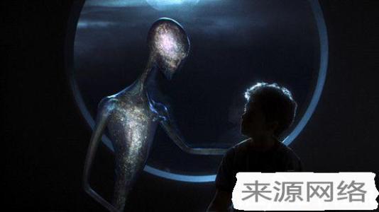 霍金已经被外星人控制 霍金其实是外星人是傀儡承认有鬼神是假的