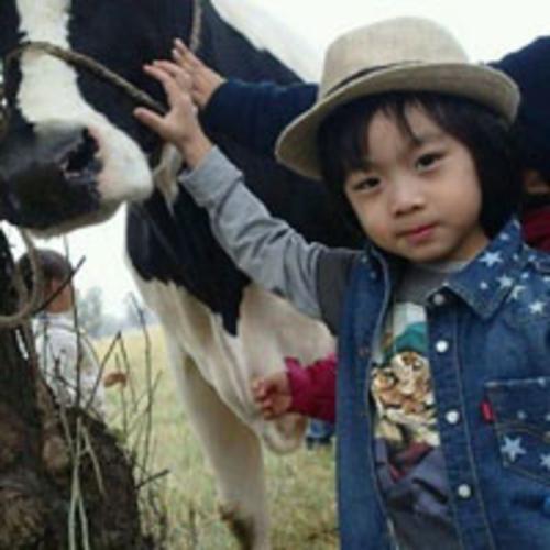 СС־kimi���ڳ�����Ƭ kimi�����˺ܳ���־ӱ����ͼƬ