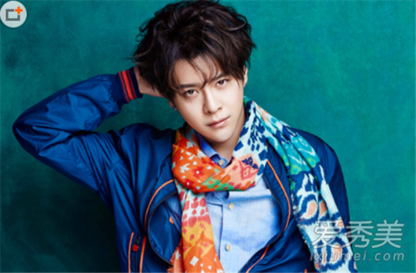 �캣�ǳ��Ϲ���Ů����˭̸���������� ��С���캣�������������