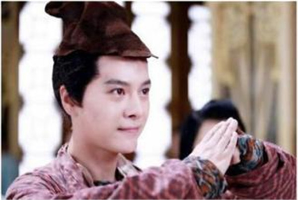 �캣�ǳ��Ϲ���Ů����˭̸���������� ��С���캣�������������