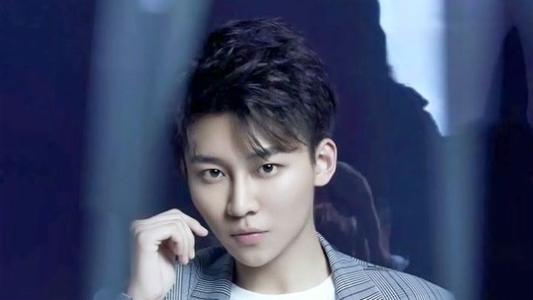 ������������������˭��ʲô����Ƭ����ϵ�� ��������ĸΪ�����