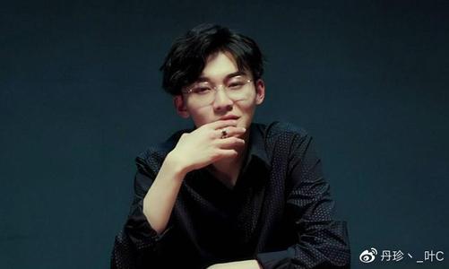 ������������������˭��ʲô����Ƭ����ϵ�� ��������ĸΪ�����