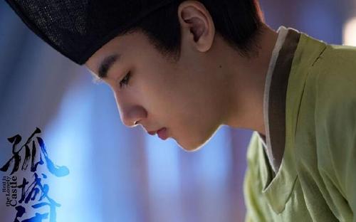 С��Ա�̸߳������������������ĸ�ѧУ��ĸ���� �߳�Ů������˭