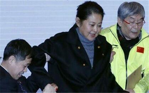 ��Ƽ������ô��Ϊʲôվ������ ��Ƽ���Ⱥ�����Ϊʲô�����ƽ���