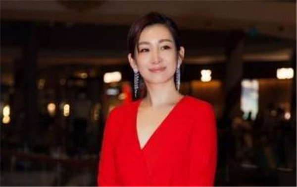 �غ�贵�һ���Ϲ���˭�м��θ��龭�� �غ�贽�����λ�ǰ����˭