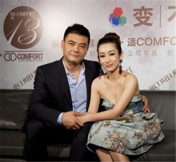 �غ�贵�һ���Ϲ���˭�м��θ��龭�� �غ�贽�����λ�ǰ����˭