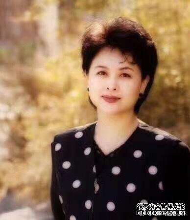 ����������Ф����ȥ��ԭ������ Ф���ռ�鱳���ɷ���˭���ӽ���