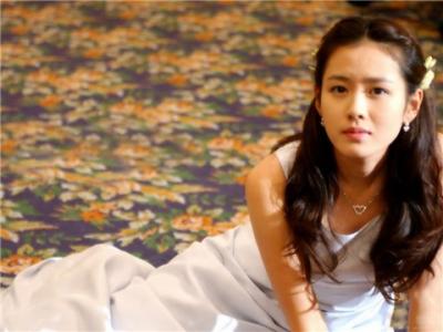 孙艺珍为什么不结婚 权侑莉孙艺珍怎么了绯闻 孙艺珍给权侑莉买车