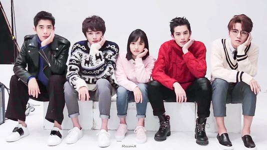 ���º��������ʵ��ϵ �����˽�������¸�׳��϶������Ķ���