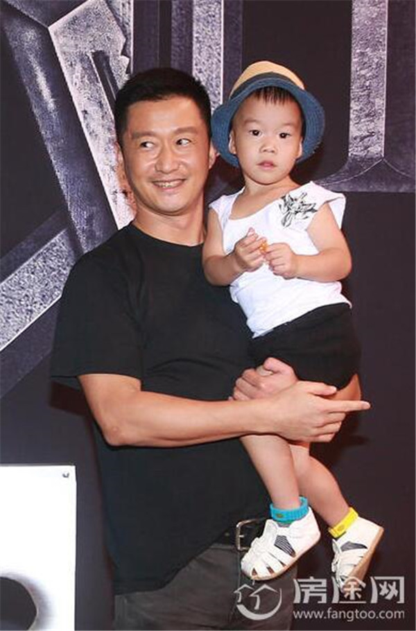 吴京和谢楠是二婚吗有几任老婆 吴京前妻樊亦敏是谁简历及照片图