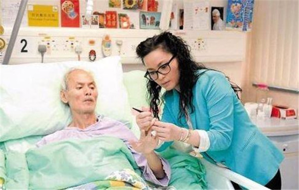 吴京和谢楠是二婚吗有几任老婆 吴京前妻樊亦敏是谁简历及照片图