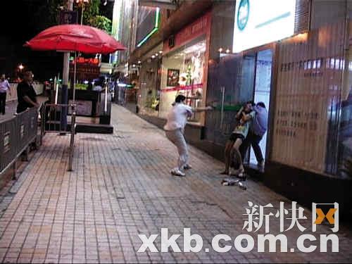 ����Ů�����д�ͽ ���ݻ��к��˴�ͽ