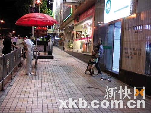 ����Ů�����д�ͽ ���ݻ��к��˴�ͽ